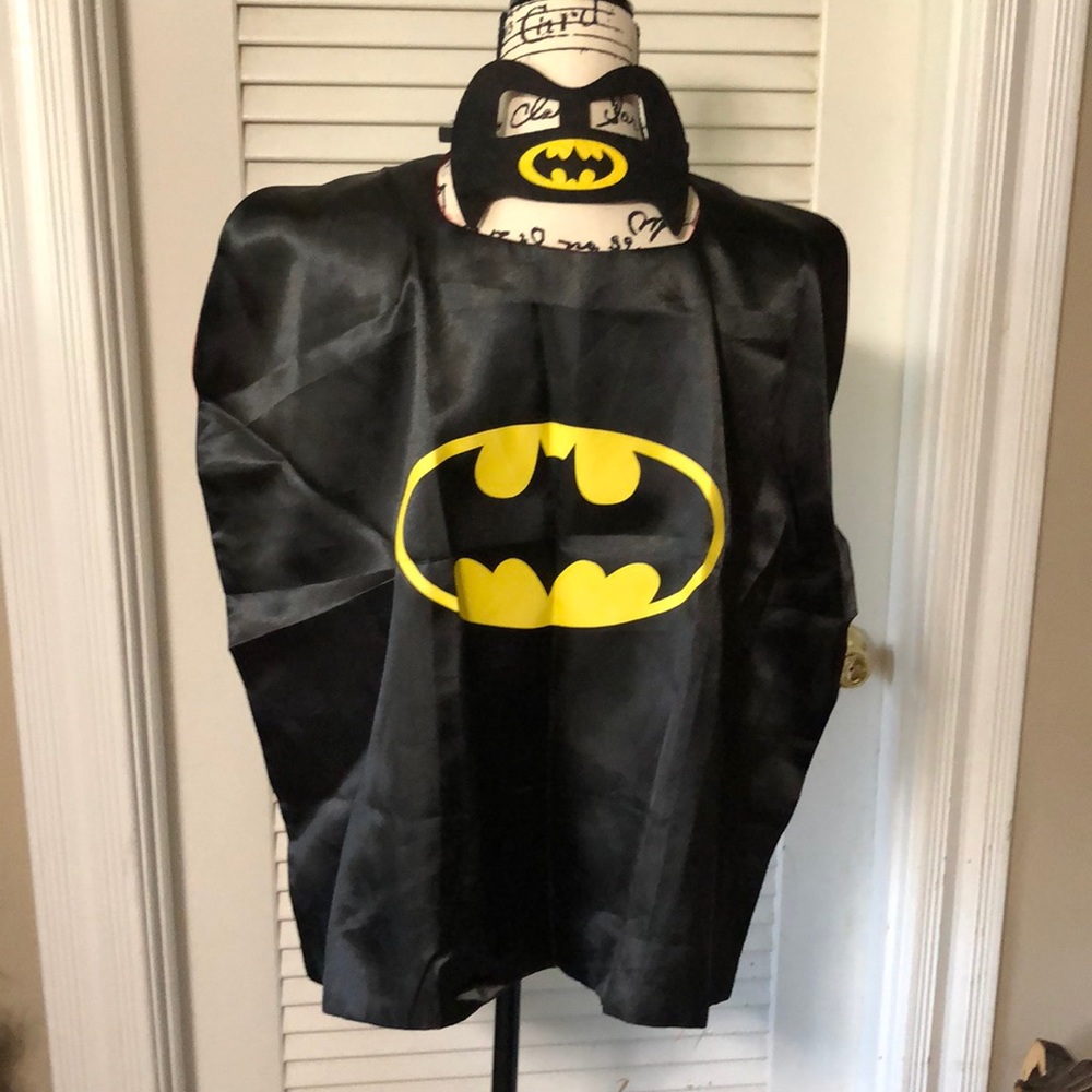 Child’s Superhero Cape w/mask